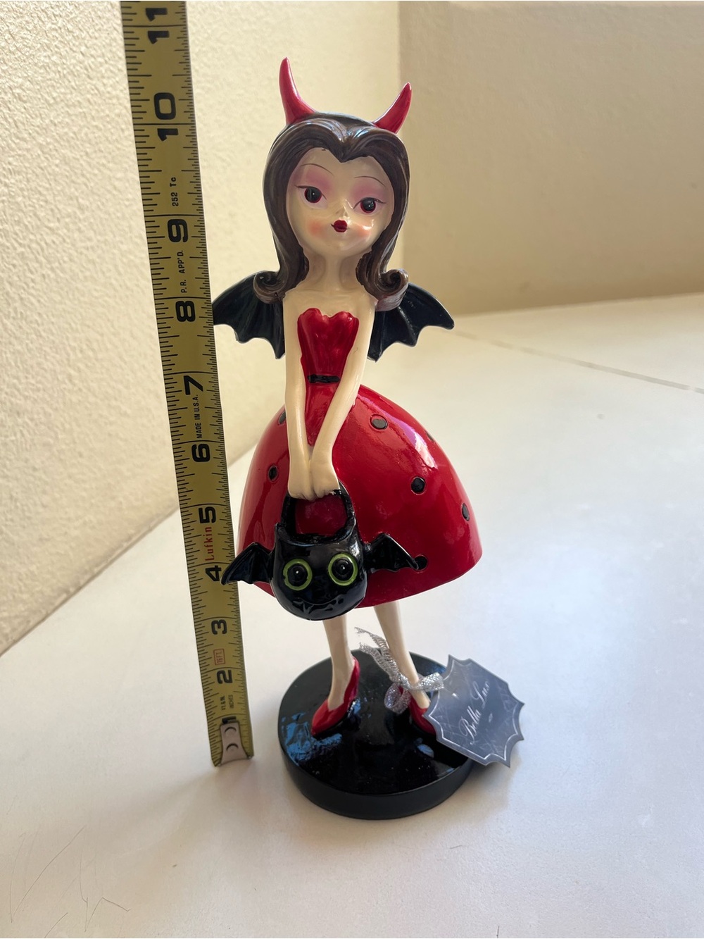 Bella Luxx Red Devil Girl Figurine with Bat Wings and Purse Halloween - Picture 4 of 4